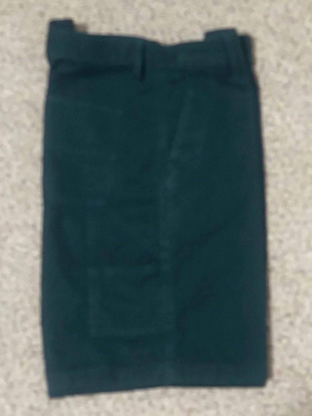 Old Navy Men's Loose Fit Twill Carpenter Shorts in a dark forest green